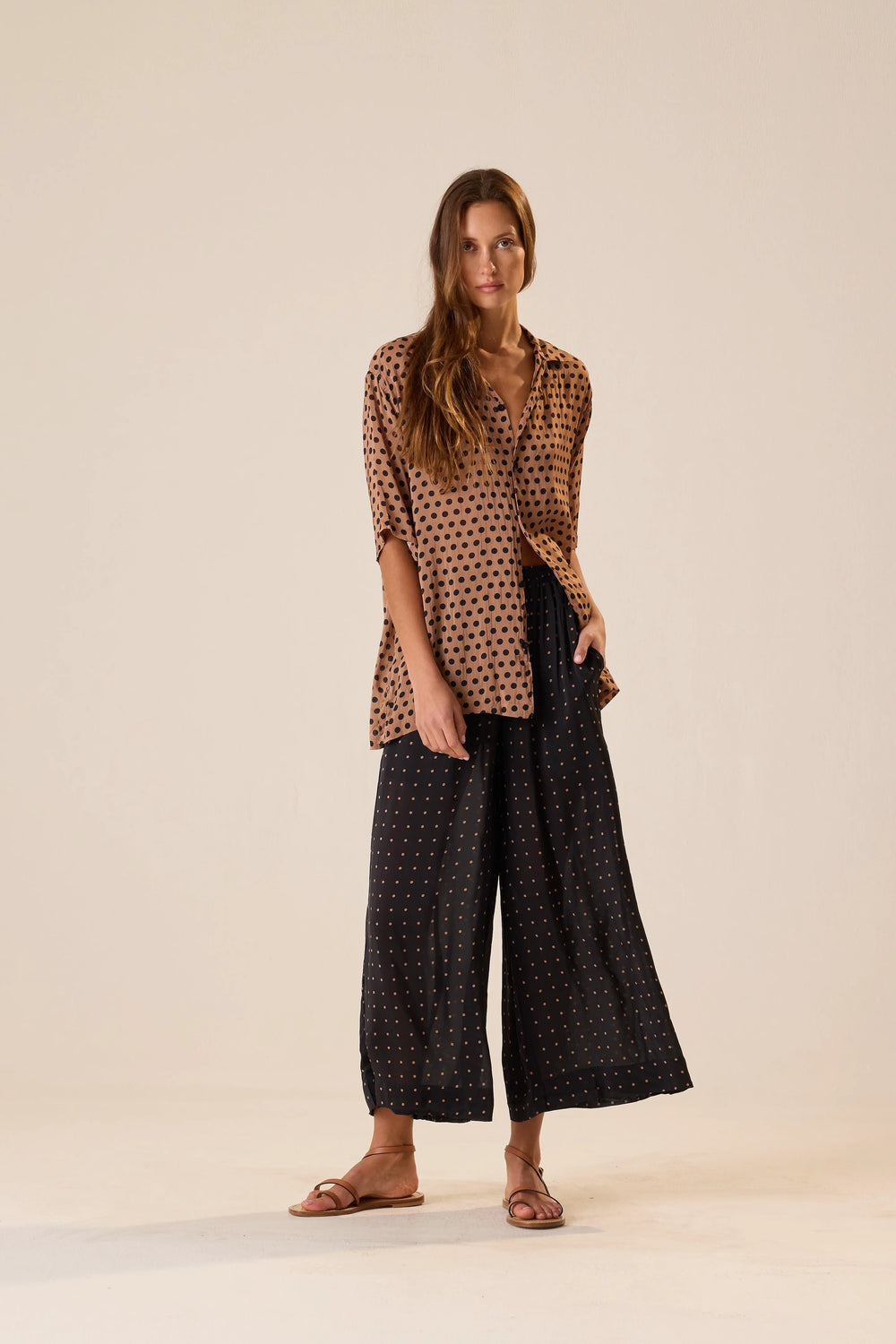 GRANDE POLKA DOT BLACK & TAN