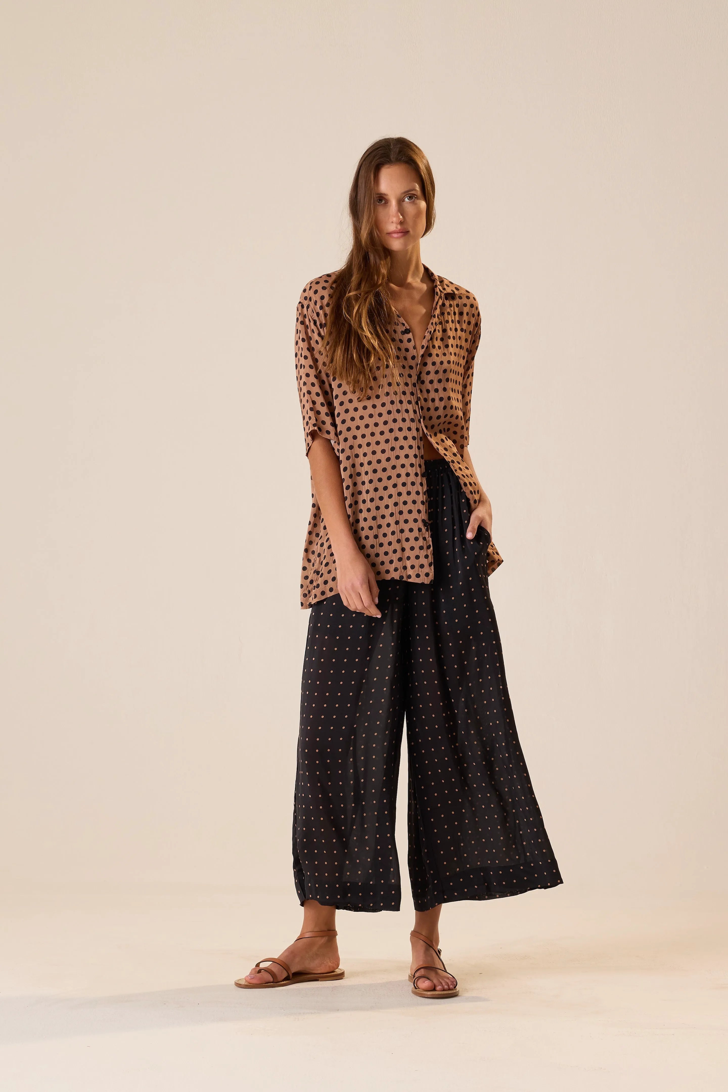 GRANDE POLKA DOT BLACK & TAN