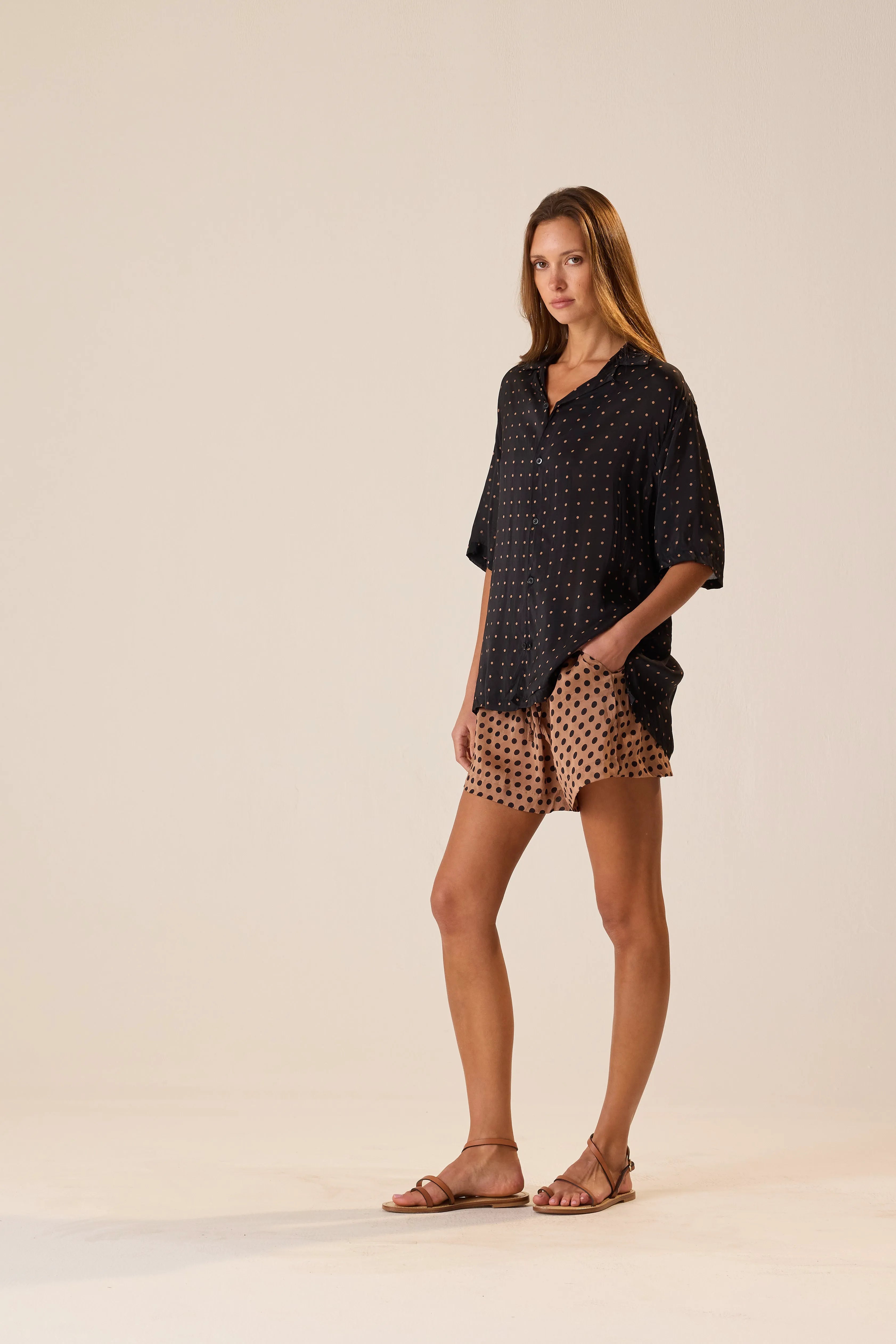 GRANDE POLKA DOT BLACK & TAN