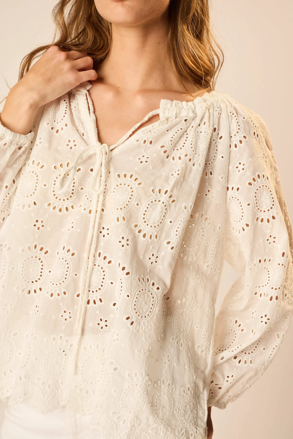 MEDALLION EMBROIDERY SALT