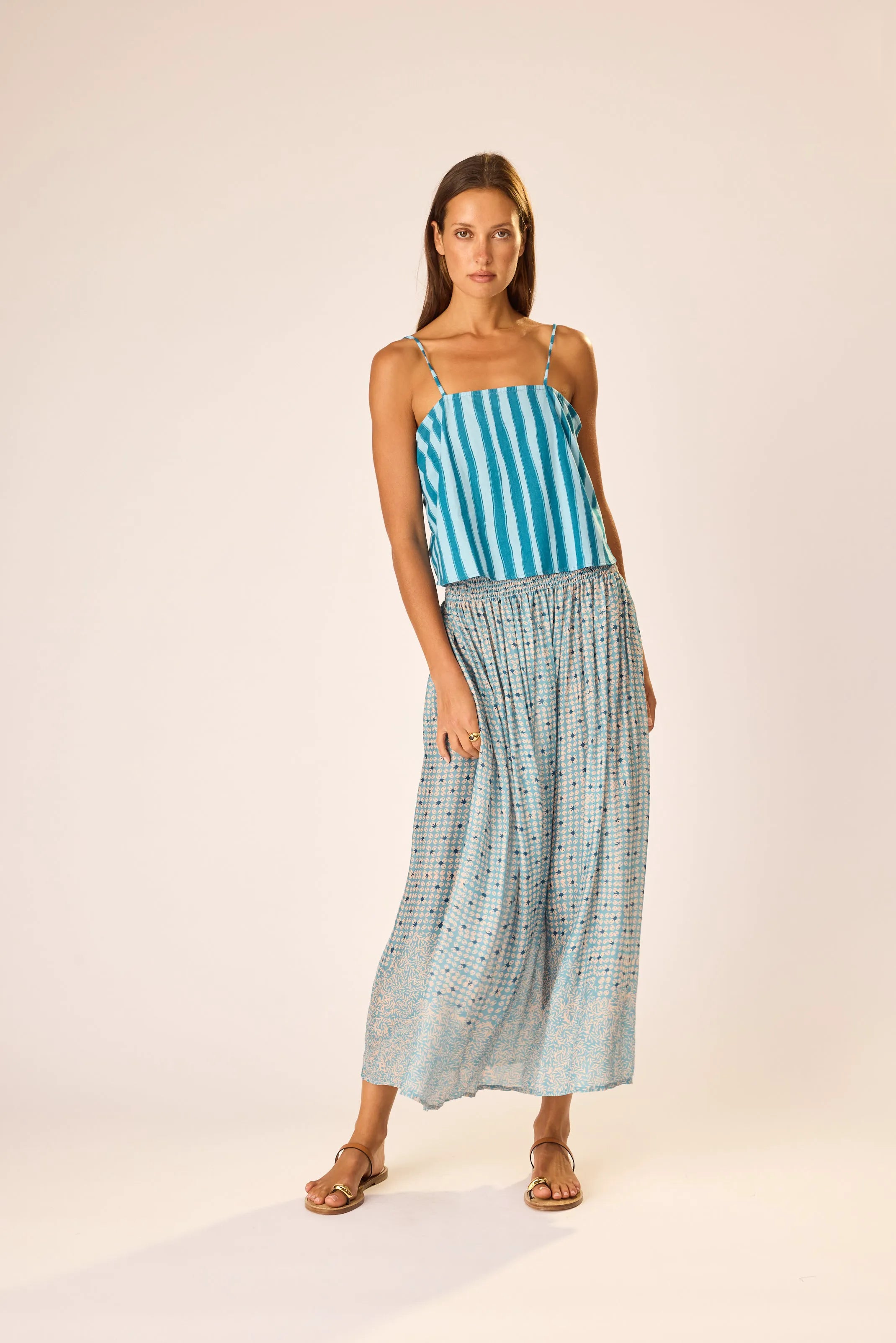 BATIK STRIPE POOL